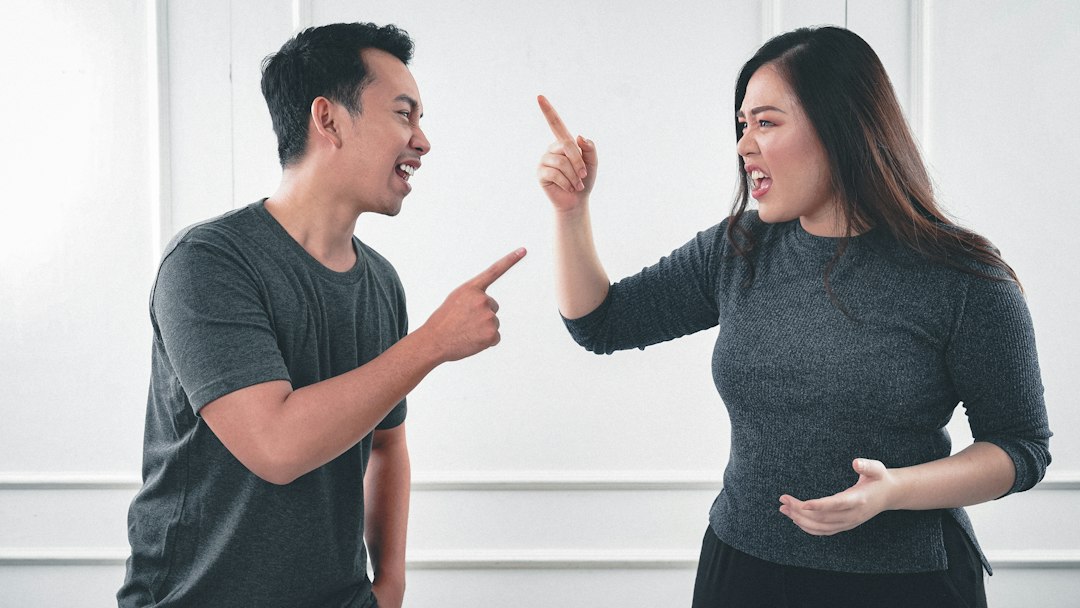 Onzeker over je relatie: waar het vandaan komt en wat je eraan doet