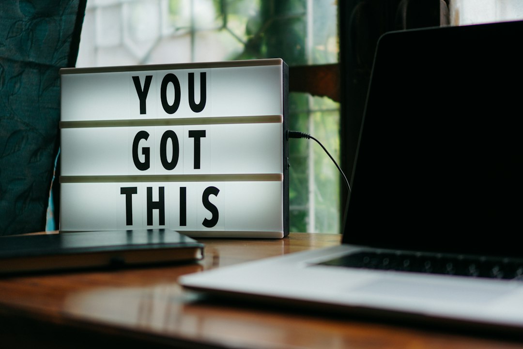 Motivatie thuiswerken: zo houd je jezelf scherp op afstand